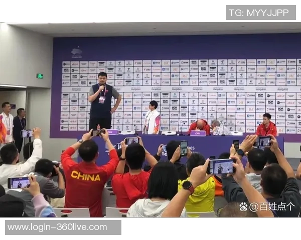 大连与长春的精彩对决赛果揭晓引发球迷热议 大连与长春的精彩对决赛果揭晓引发球迷热议